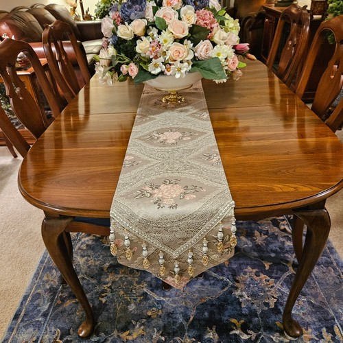Luxury jacquard tassel table - jacquard,