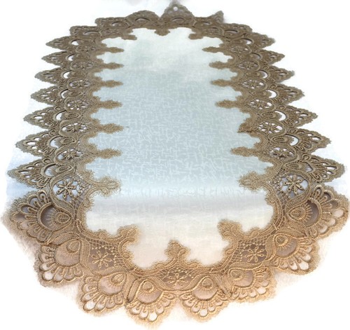 Doily boutique table - boutique,