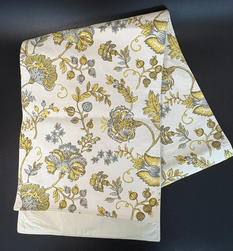 Ridgefield home table runner - ridgefield,