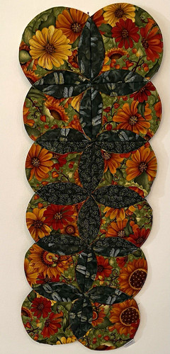 Quilted floral cotton - quilted, table
