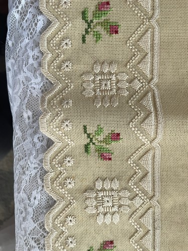 Linen embroidered floral table - linen,